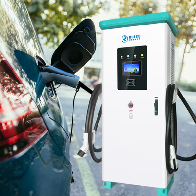 Εμπορικός δημόσιος φορτιστής EV 180 kw Γρήγορη φόρτιση με διπλά πιστόλια